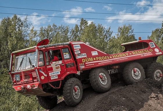 Jízda Tatrou 813 v terénu
