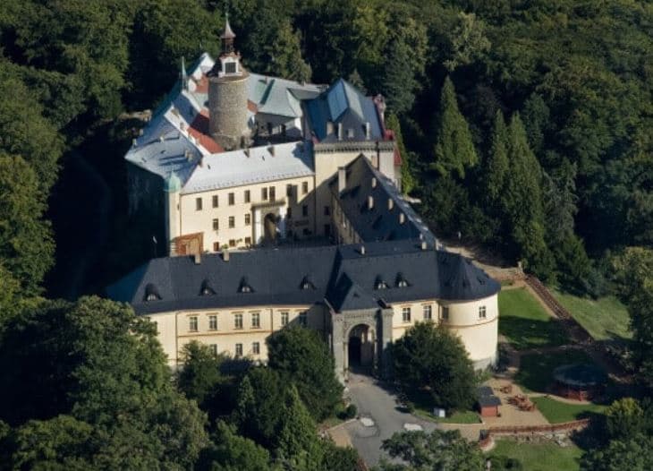 Prohlídka zámku Zbiroh s gastronomickým zážitkem