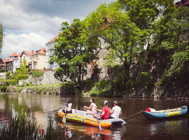 Raftem po trase Krumlov - Zlatá Koruna pro 4 osoby