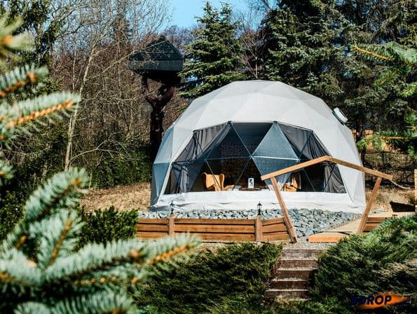 Glamping v Beskydech s wellness a snídaní pro 2