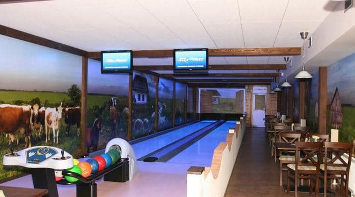 Bowlingová dráha na hodinu až pro 8 osob