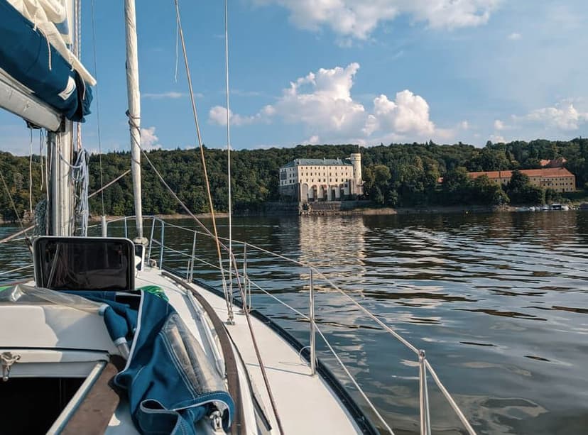 Plavba na plachetnici