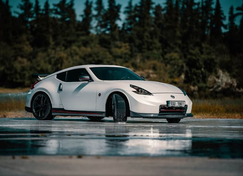 Škola smyku s Nissan 370Z Nismo
