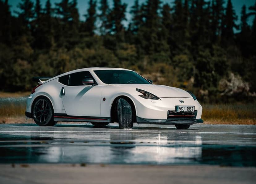 Škola smyku s Nissan 370Z Nismo