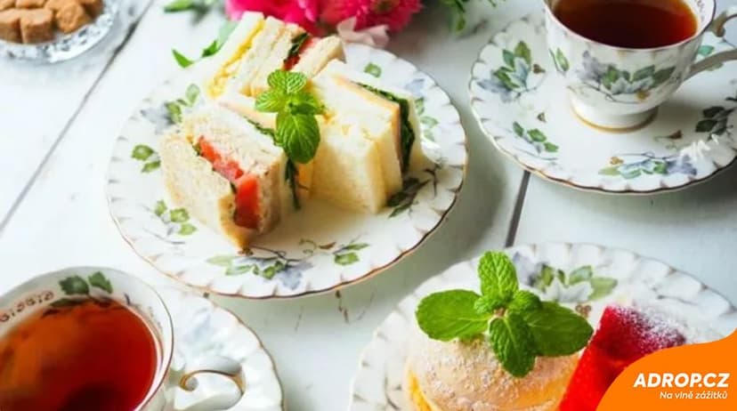 Čaj o páté v restauraci Chateau Ctěnice