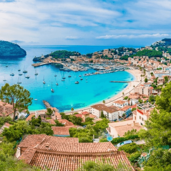Zpáteční letenky Praha - Mallorca