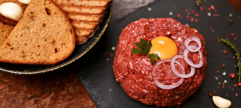 500g tatarák z argentinského rumpsteaku
